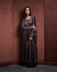 Vala Bisht Velvet Set-Brown