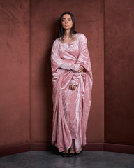Vala Bisht Velvet Set-Pink