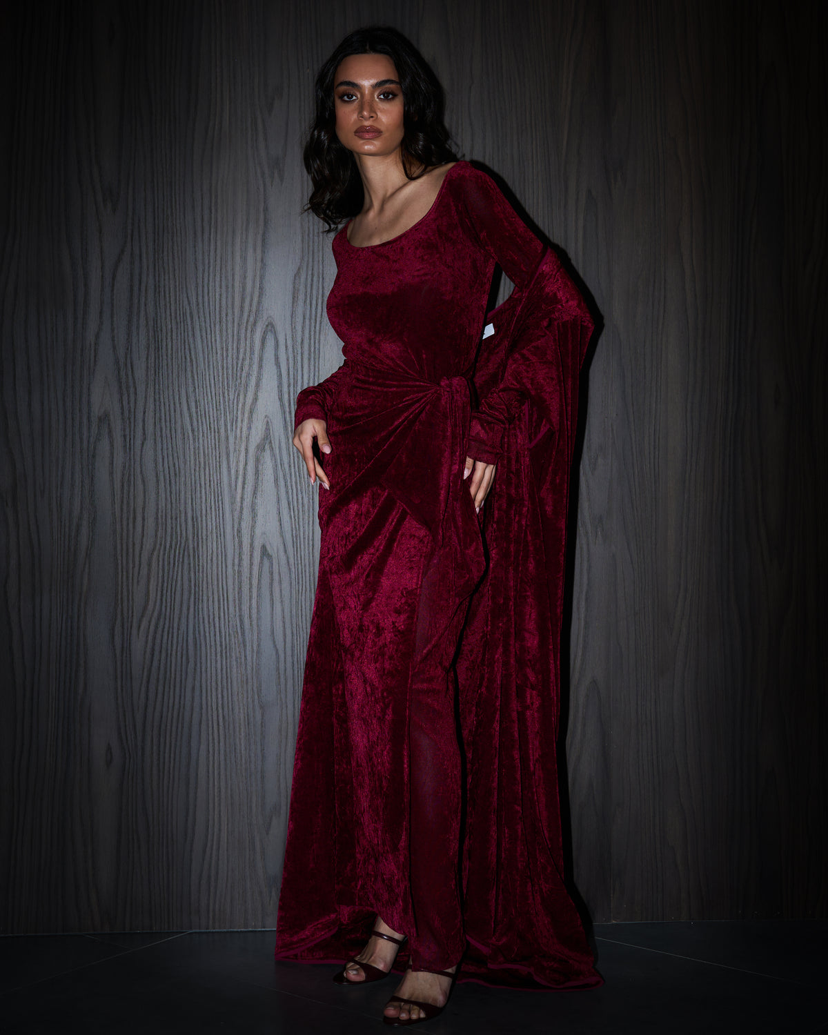 Vala wrap bisht velvet set- Burgundy