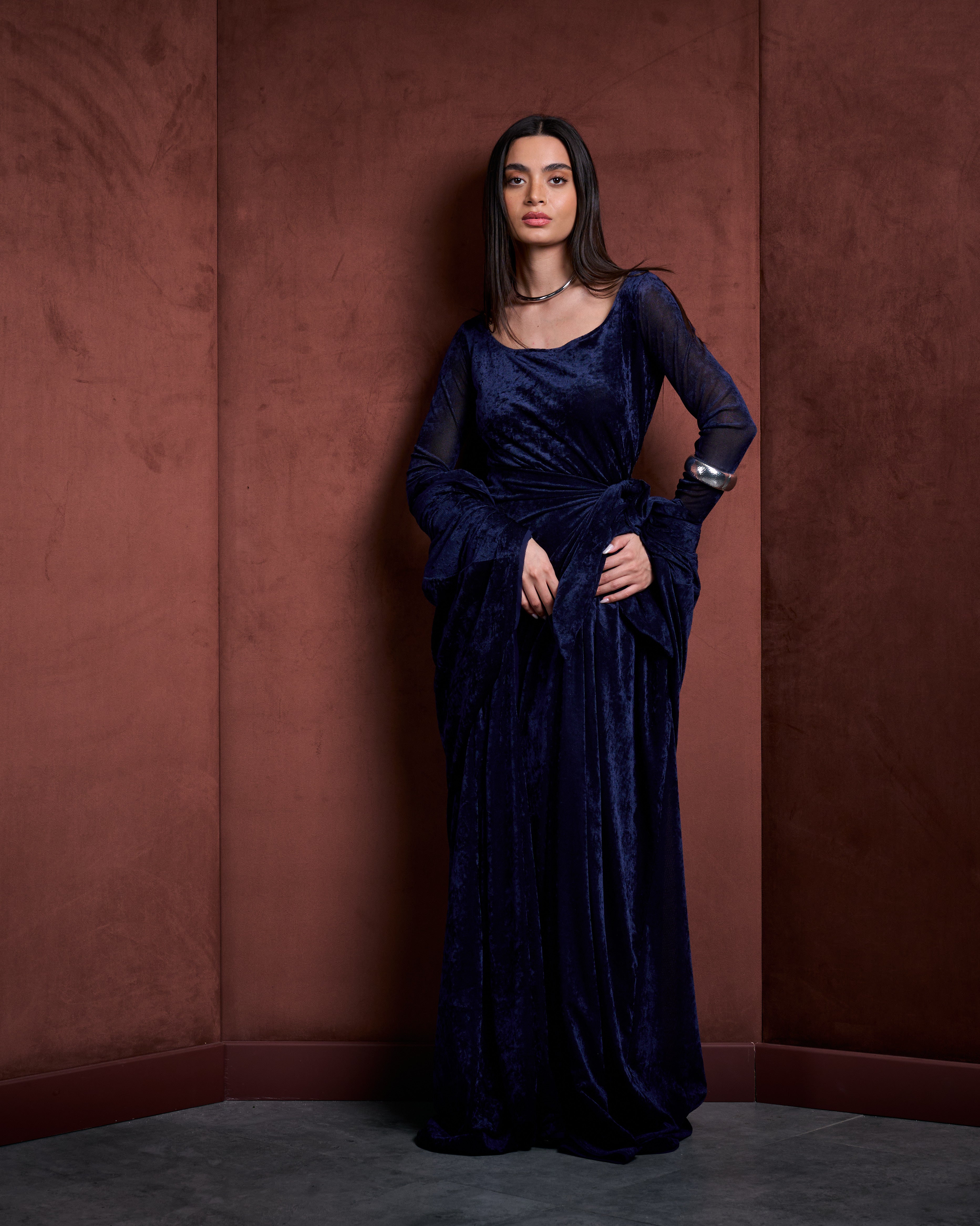 Vala Bisht Velvet Set-Blue