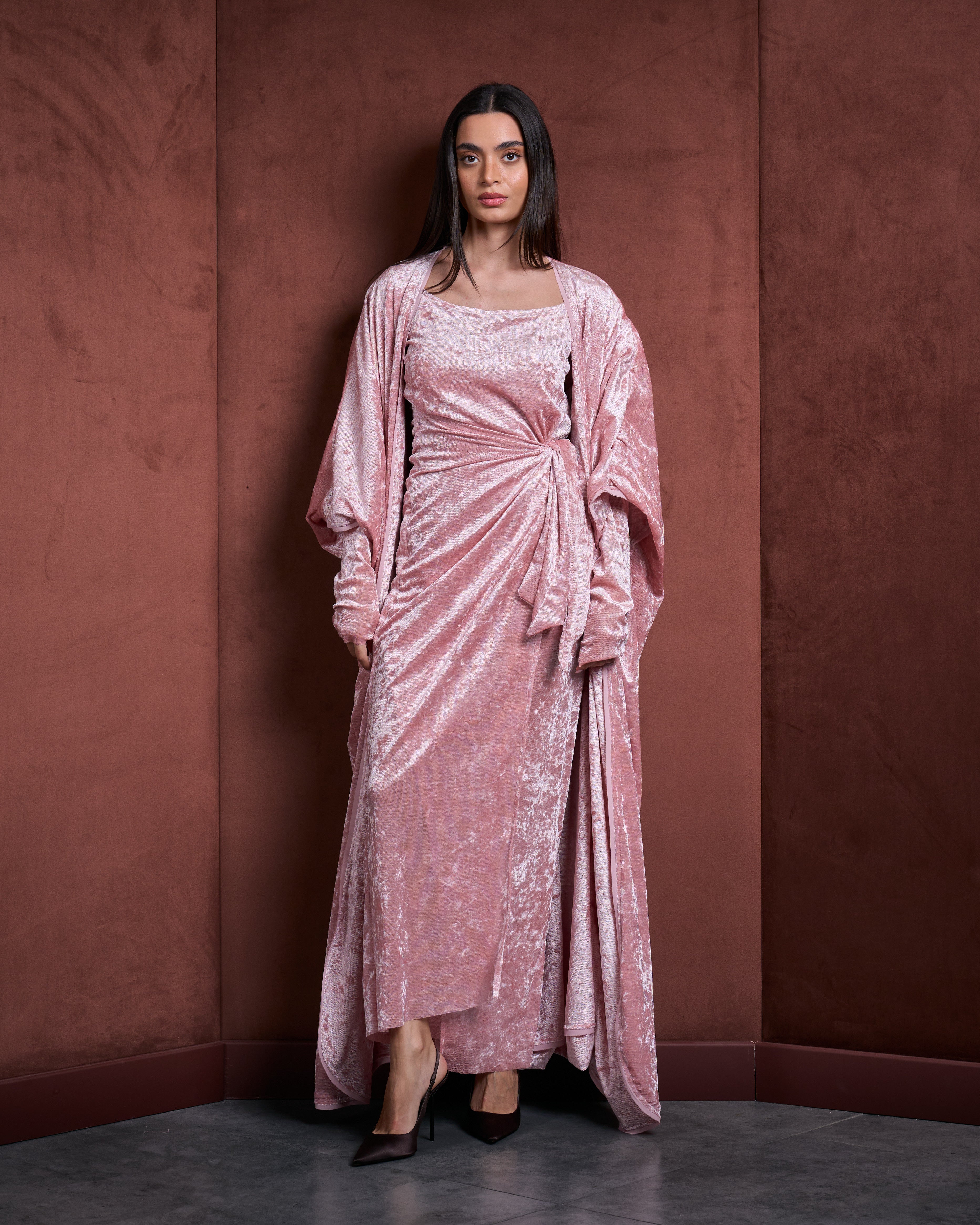 Vala Bisht Velvet Set-Pink